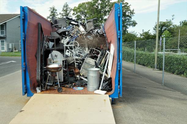Best Construction Debris Removal  in Shorewood Tower Hills Harbert, MI